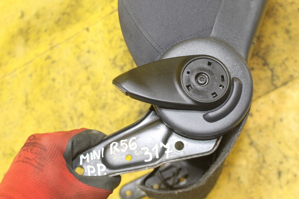 фото №7, Спинка сидіння подушка правий перед mini r56 r55