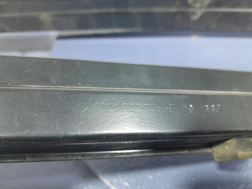 фото №6, Renault express van направляющие дверь боковых раздвижных правое