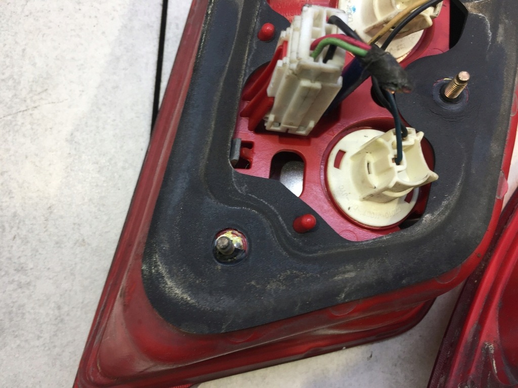 фото №8, Лампа правий задня chevrolet lacetti 1.6 16v hb