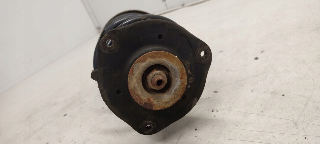 фото №10, Амортизатор пружина перед vw golf v plus 1,9 tdi