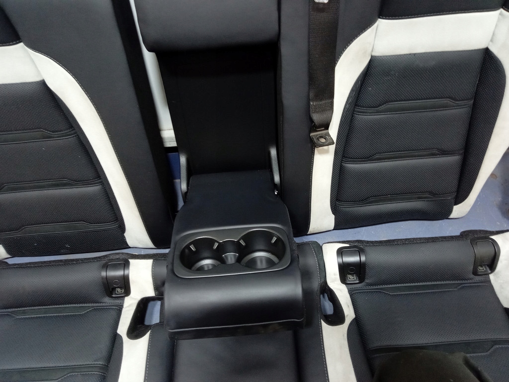 Mercedes gle 63 amg w167 спинка заднє сидіння задній задня шкіра exclusiv Зі Шроту