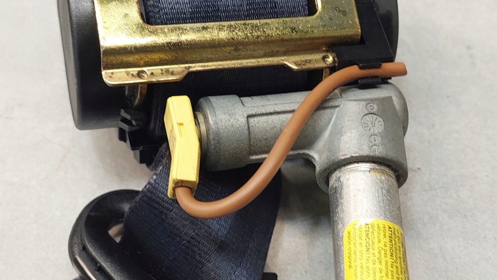 фото №8, Pas безпеки правий перед audi a6 c5 1.9 tdi