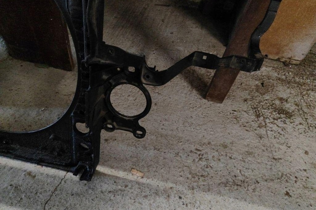 фото №7, Комплект радіатор audi a8 d2 4d2, 4d8 4d0805571t 3.3l дизель 2002