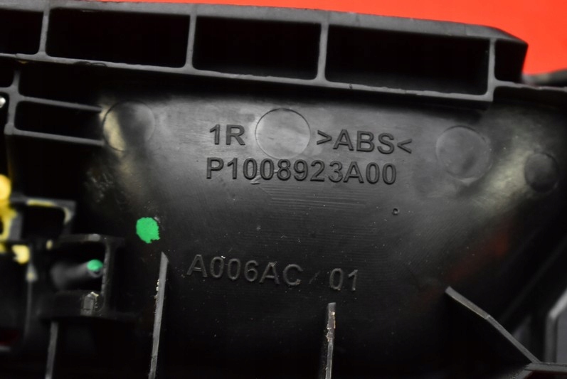 фото №8, Ручка внутрішня права перед 9819743877 opel combo e 18-21