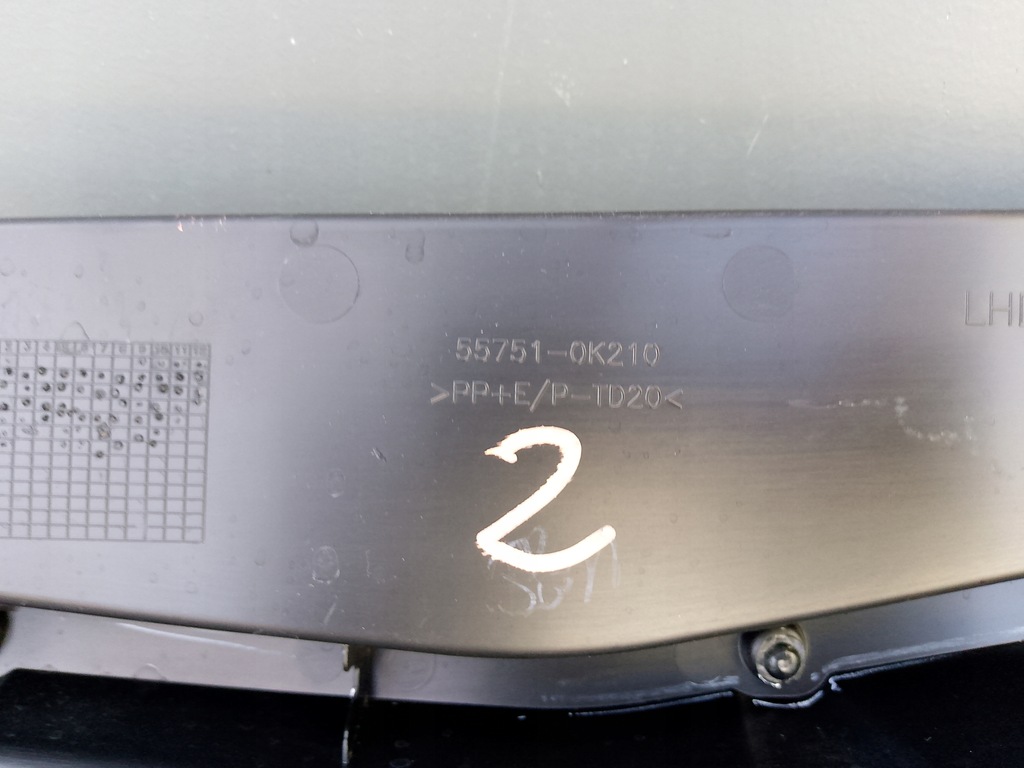 фото №8, Toyota hilux viii 8 2015- жабо перед передні 55781-0k260 ÷