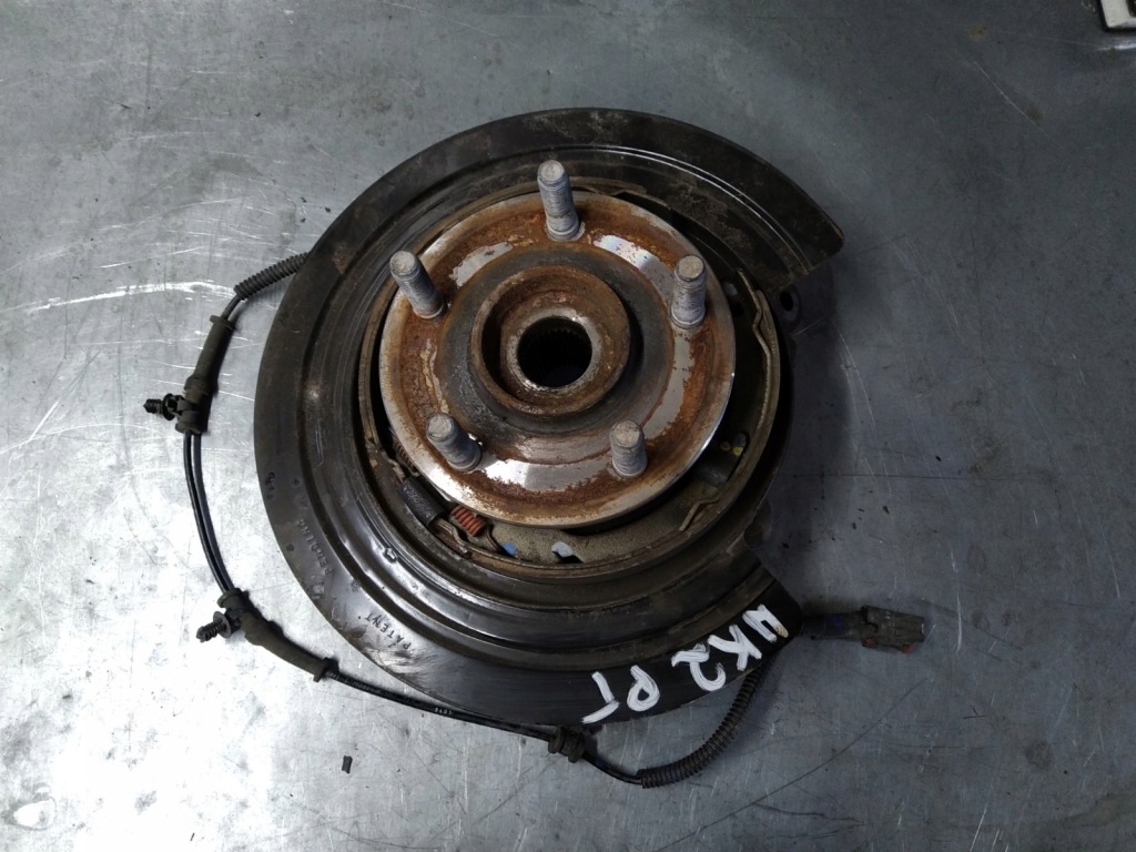 фото №1, Grand cherokee wk2 11-20r поворотный кулак правый задняя