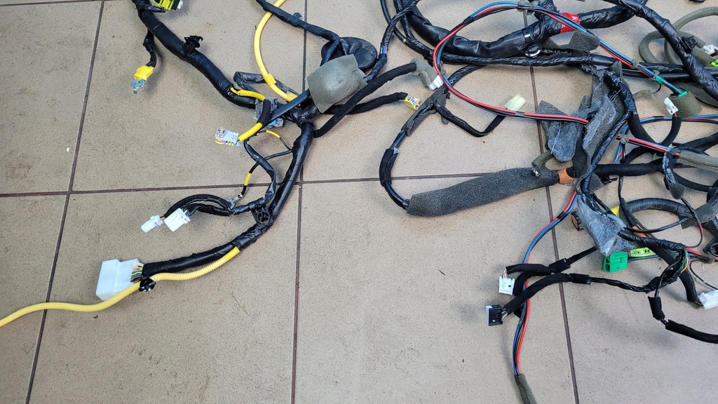 фото №12, Kia stonic17r джгут електропроводка салону 91550-h8661