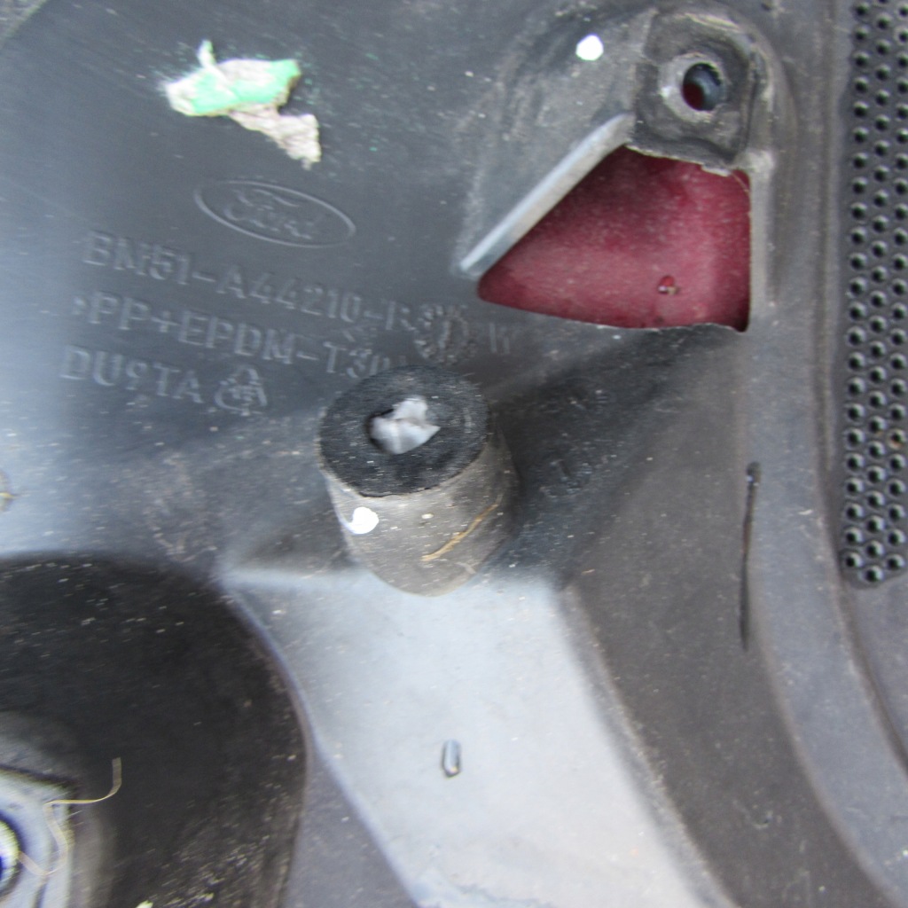 Купити Ford оригінальний номер bm51a44210b спойлер спойлер кришки