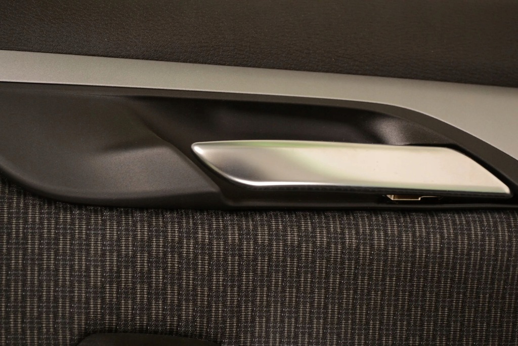 фото №5, Bmw x2 f39 2018 права сторона обшивки / обшивка двері задніх