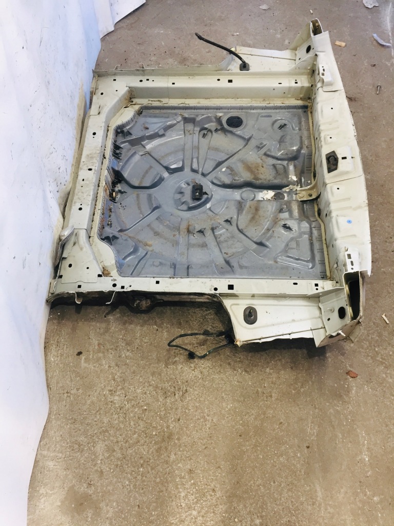 фото №10, Pas задний поддон пол peugeot 308 ii t9 sw adblue #132