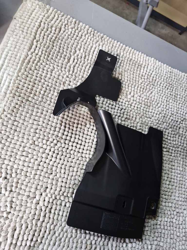 фото №4, Volvo xc60 ii подкрылок перед левая защита полуось шарнир