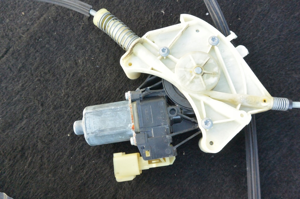 фото №6, Подъемник стекло перед maserati ghibli quattroporte