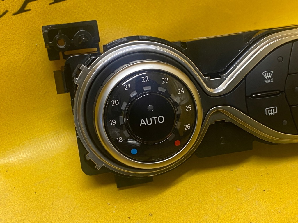 фото №3, Панель кондиционера авто dacia sandero ii clio iv