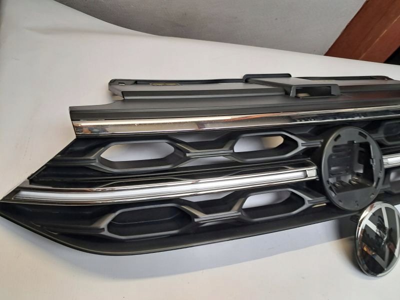 фото №4, Решётка радиатора решётка радиатора vw t-roc lift r-line led 2022-2025 2ga853653h