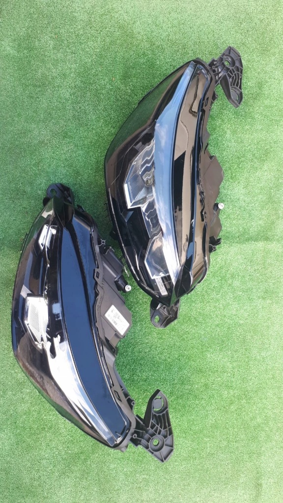 Peugeot 208 led новый model фары передние в Украине