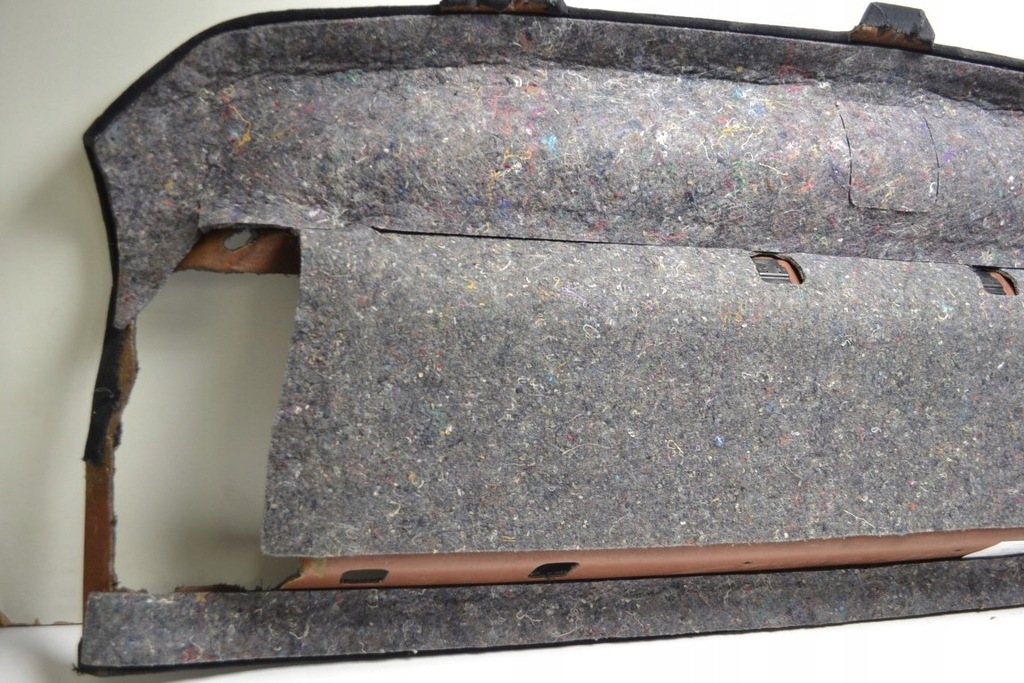 фото №7, Mercedes w124 sedan полка задняя задняя czarna