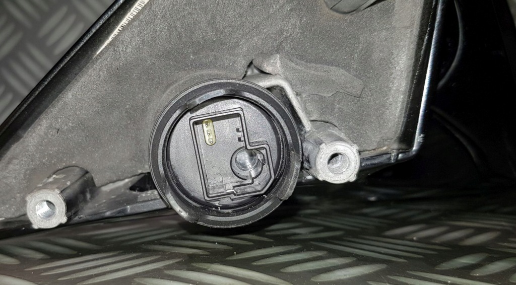 фото №8, Bmw 6 f06 f12 f13 m набір чорні black дзеркало праве 3 pin контакти фотохромний