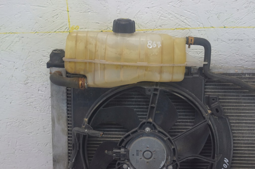 фото №4, Радіатор вентилятор nissan note e11 1.4 b