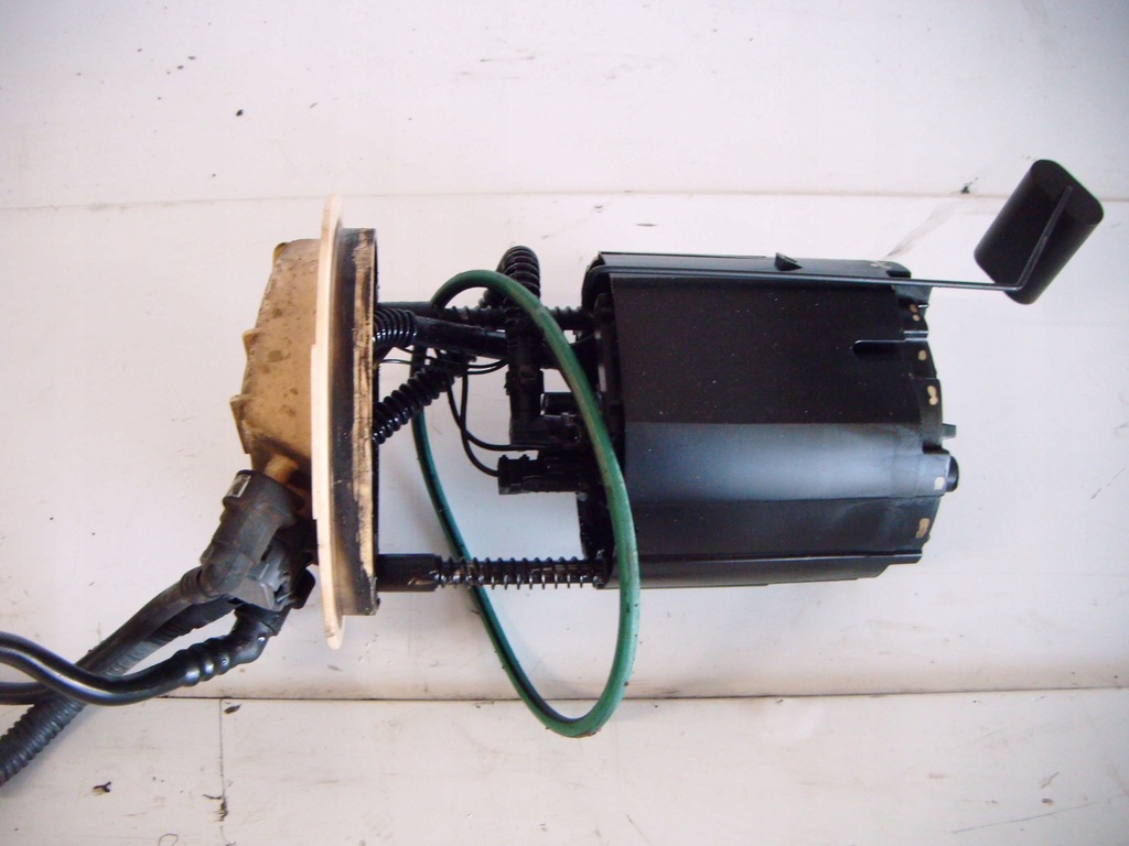 фото №1, Sebring iii 3 06-10 насос поплавок топлива