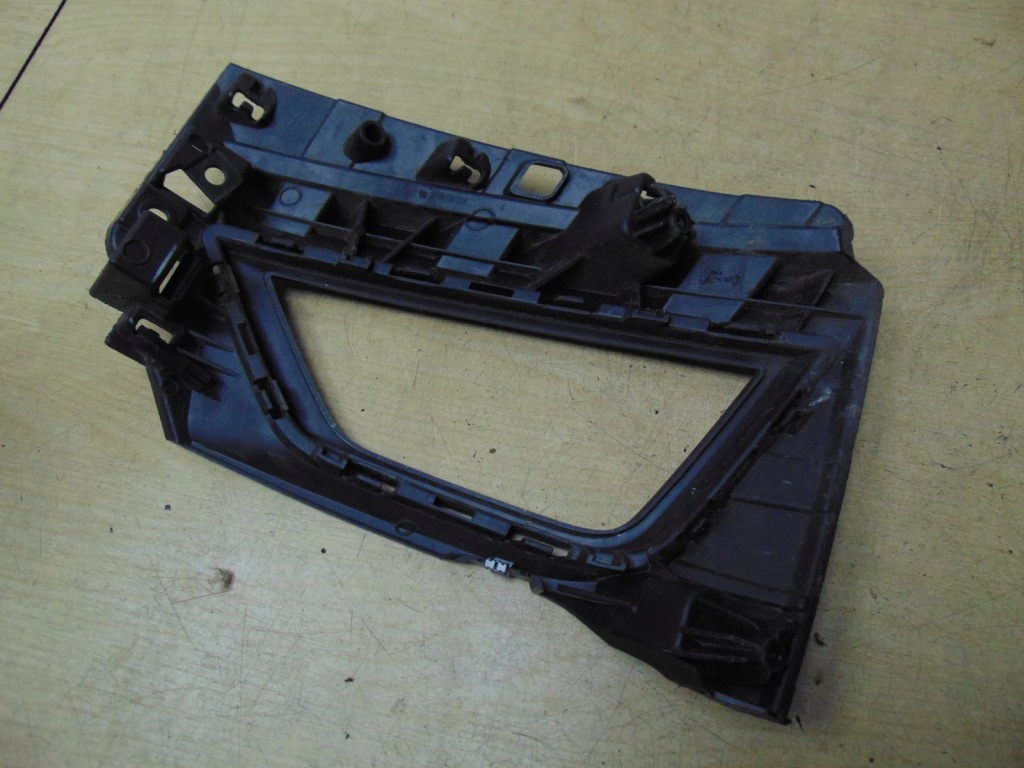 фото №8, Решётка w бампер левая vw polo 2g 2g0853665g