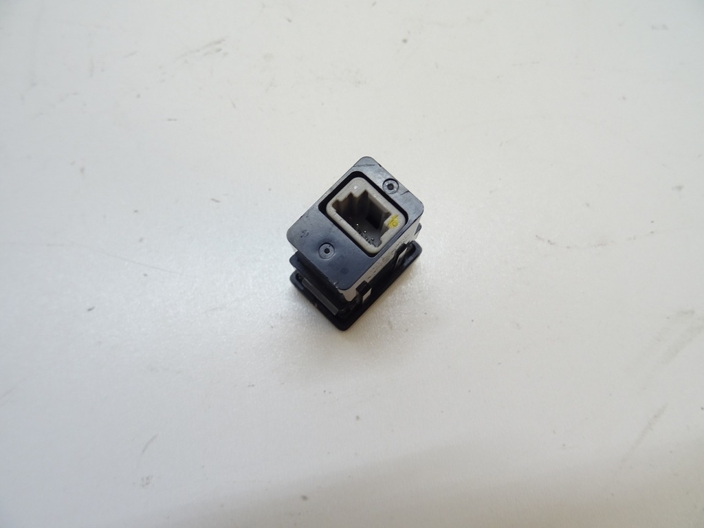 фото №4, Toyota fj cruiser роз'єм вхід з'єднувач aux радіо