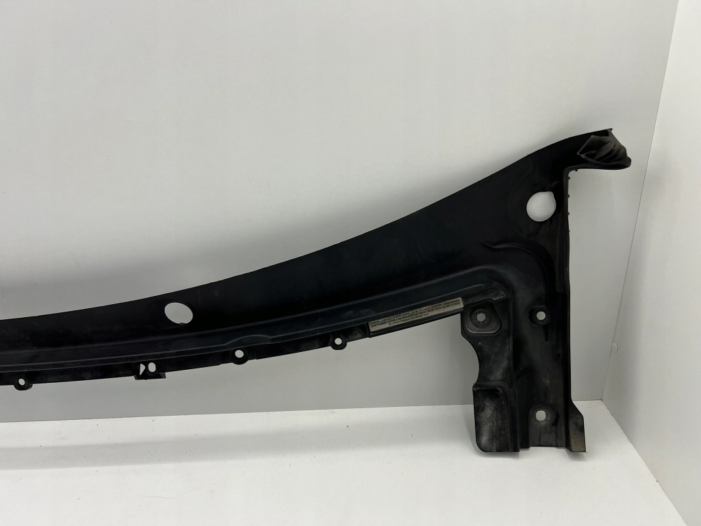 Жабо оригинальные защита впуск воздуха tesla model s 1060509-00-b с Разборки