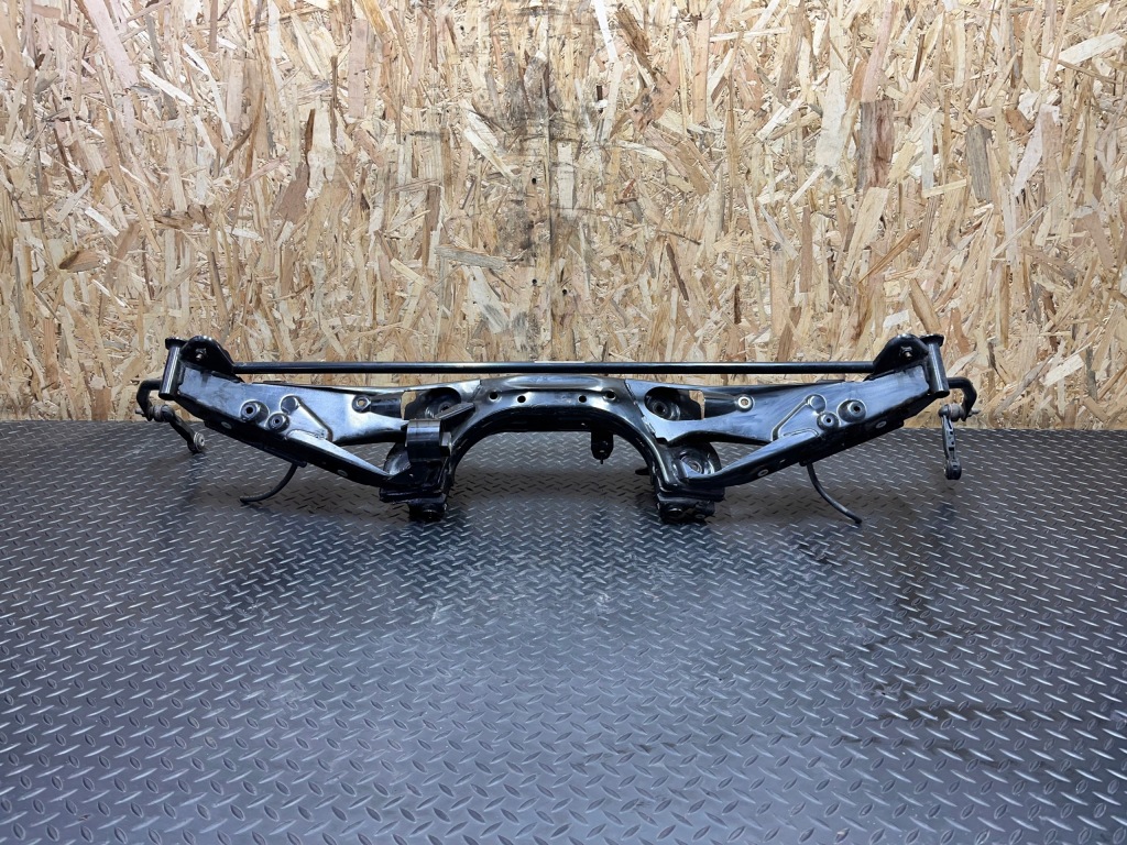 фото №1, Подрамник подрамник задняя bmw x1 f48 xdrive 6862558