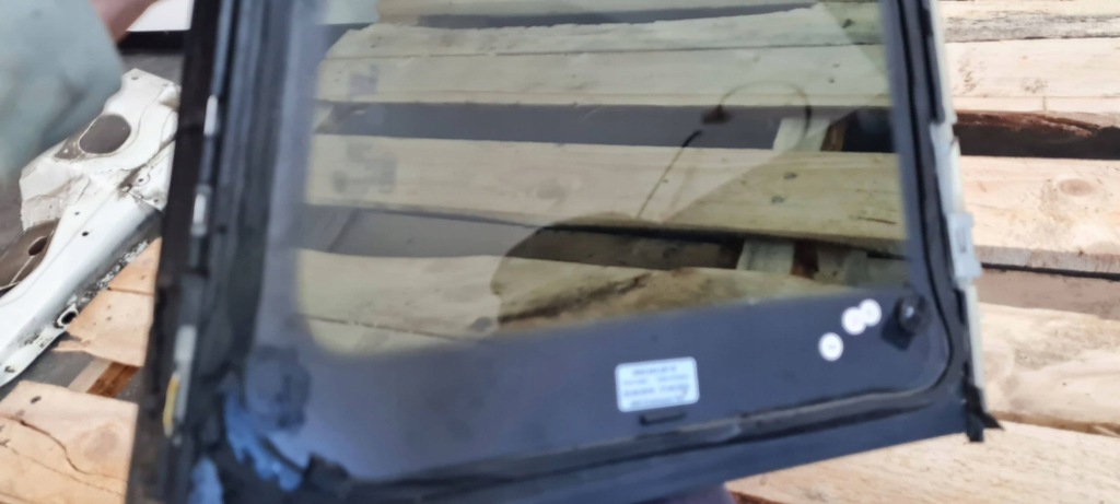 фото №13, Audi a5 2019 ліва сторона скло кузовна задня