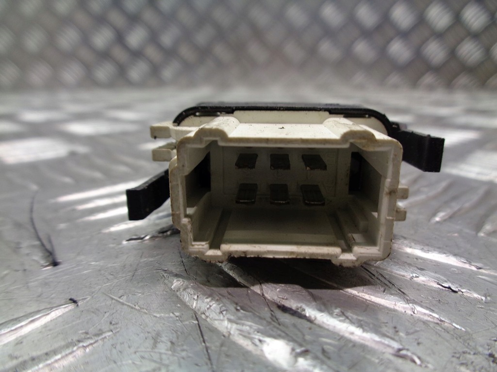 фото №2, Кнопка переключатель стекло renault clio ii