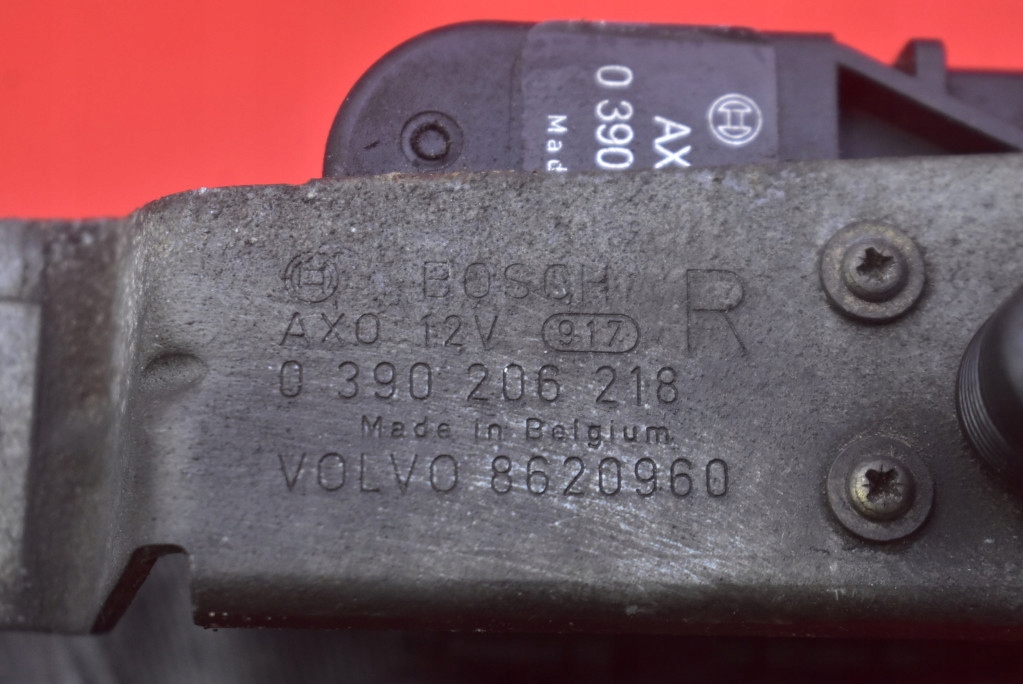 фото №9, Моторчик дворники правого фара 8620960 volvo xc70 1 i 00-05