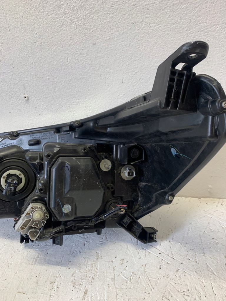 фото №11, Правая лампа перед toyota hilux 8 viii led