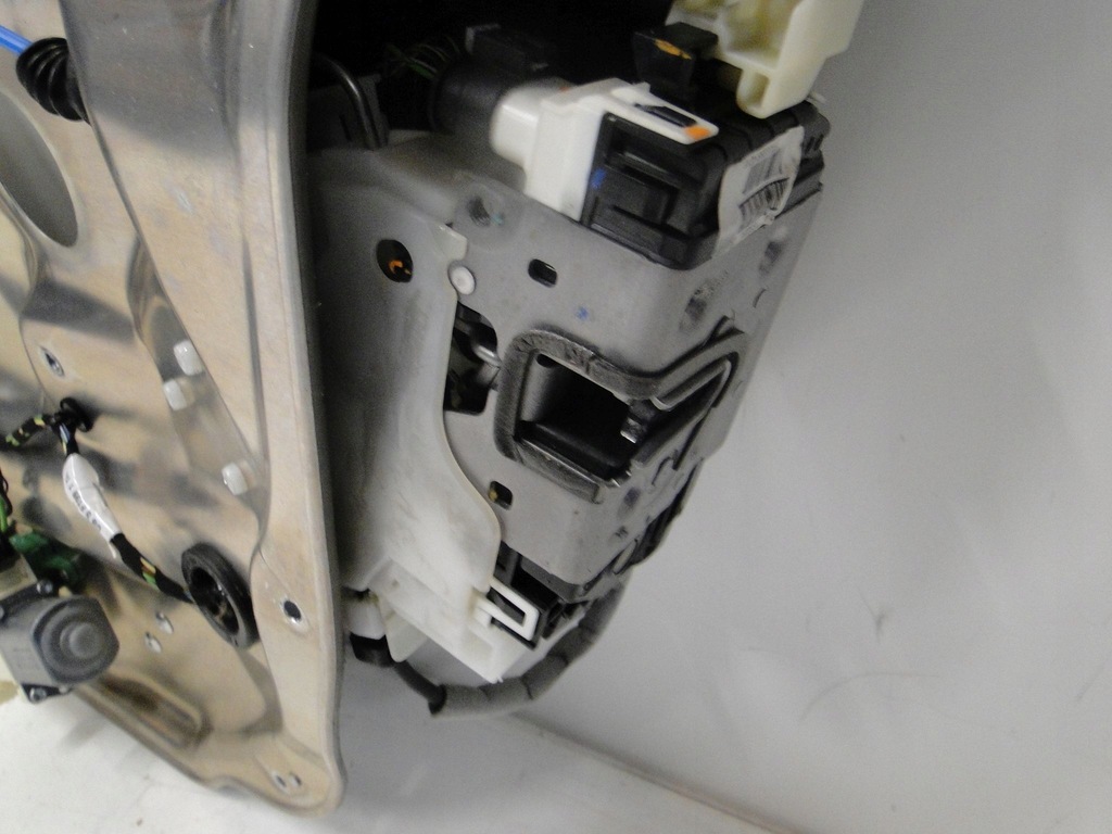 фото №11, Mercedes e 212 w212 lift вкладыш дверь передние p