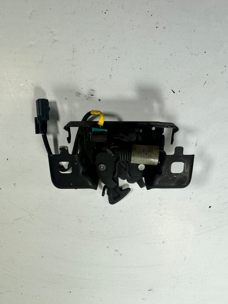 фото №1, Trafic iii замок капот поперечина 656011705r