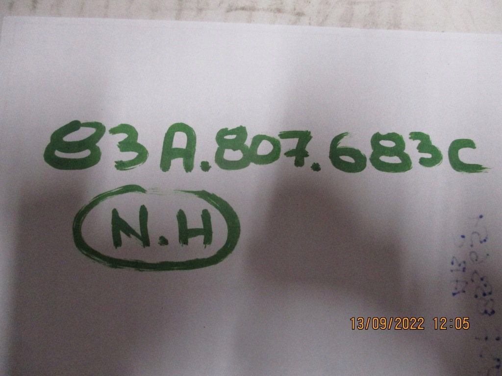 фото №10, Решётка бампера средняя нижняя audi q3 83a807683c