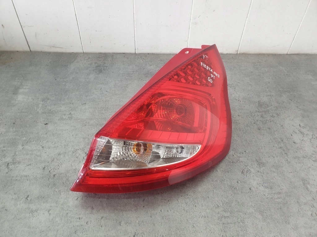 фото №1, Лампа задня права ford fiesta mk7 5d