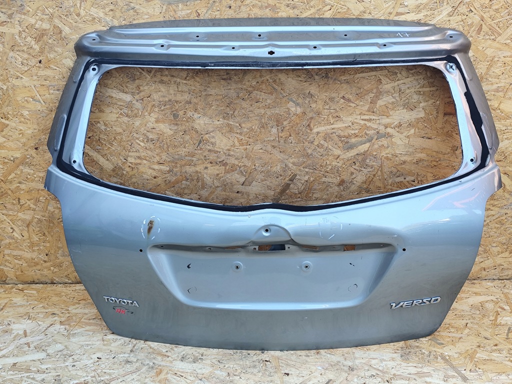 фото №1, Крышка багажника багажника задняя задняя toyota corolla verso 04-08 oryg