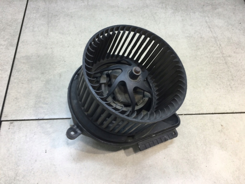 фото №1, Вентилятор воздуходувка mercedes vito w638 651586k 0306999p