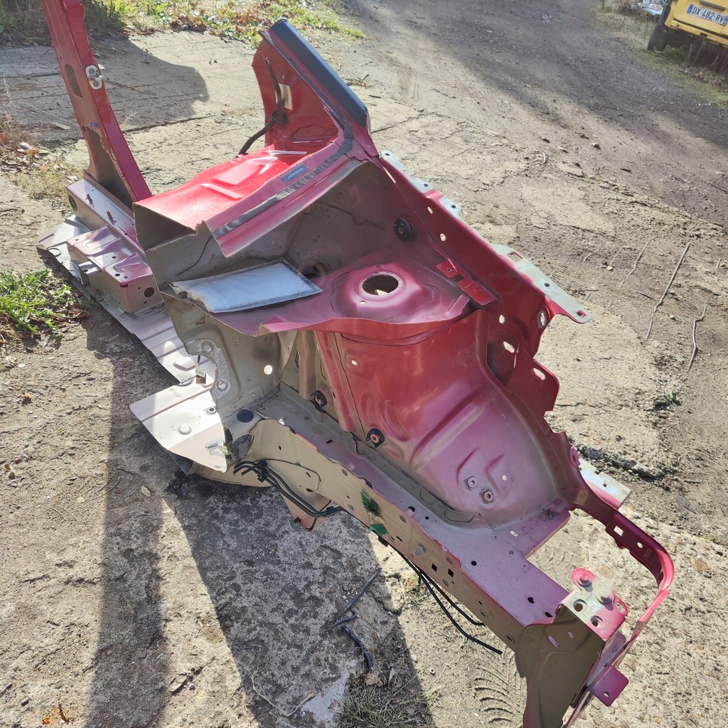 фото №5, Citroen c3 iii четверть порог блок двигателя левый epyd