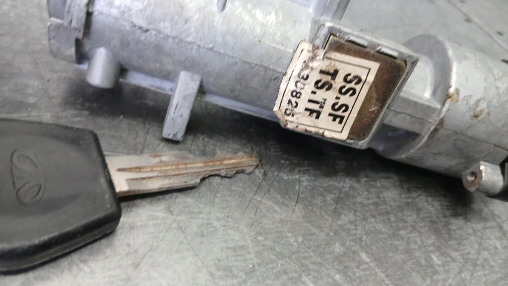 Замок зажигания daewoo lanos t100 1.5b 97-08r Недорого