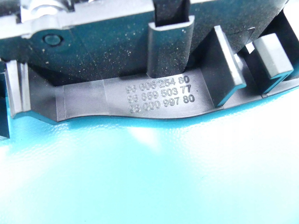 фото №8, Замок задняя левый citroen ds4