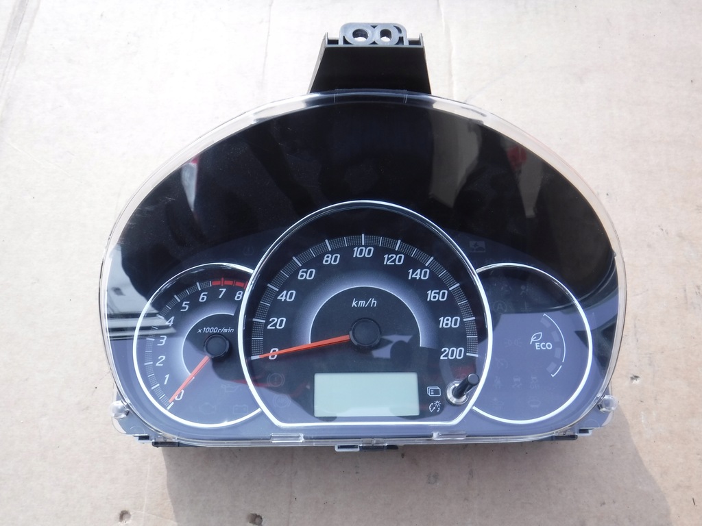 фото №1, Приборы приборы mitsubishi space star 8100c439