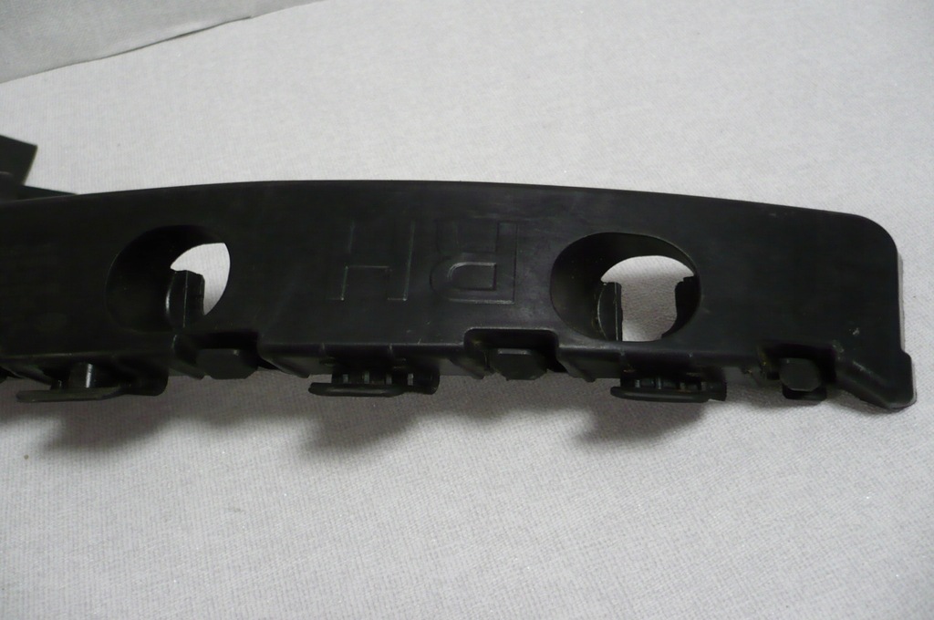 фото №7, Kia stonic направляющая бампера правый задняя