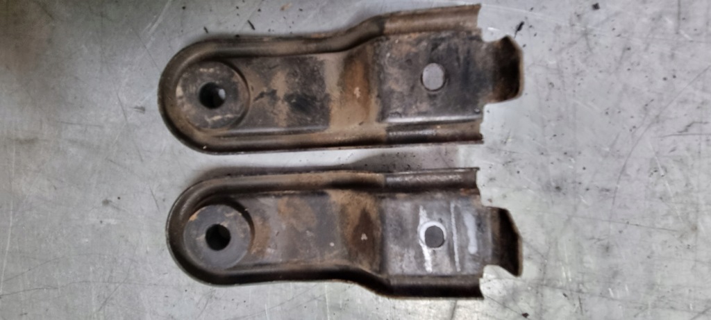 фото №1, Navara d40,pathfinder r51 кронштейн радиатора