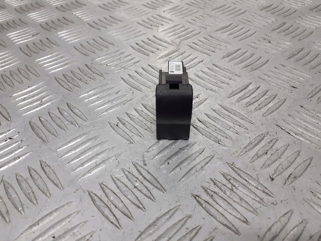 фото №1, Заглушка панелі mazda 3 bk bp4k55225