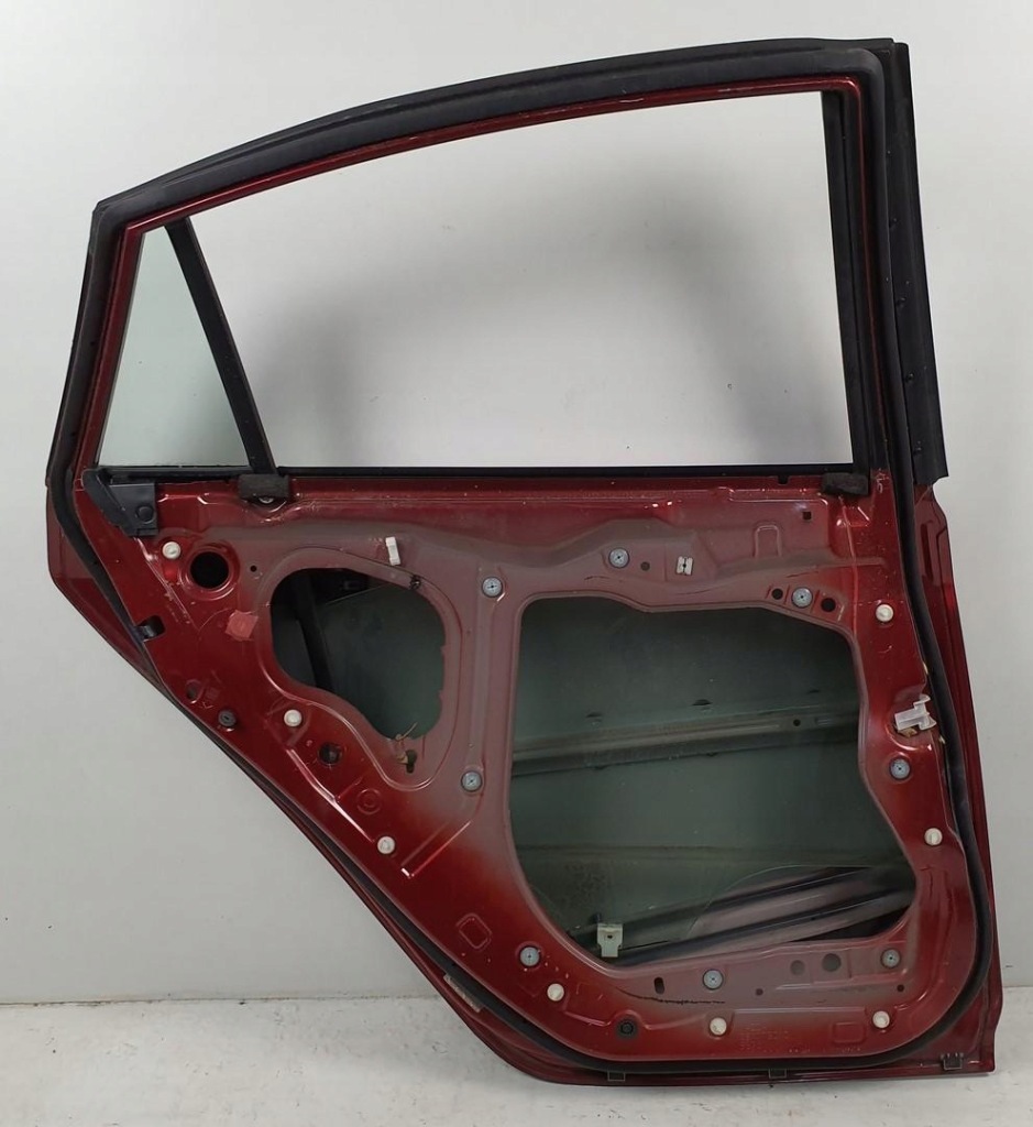 Купить Дверь левое  задняя задняя mazda 6 2 gs1d73010