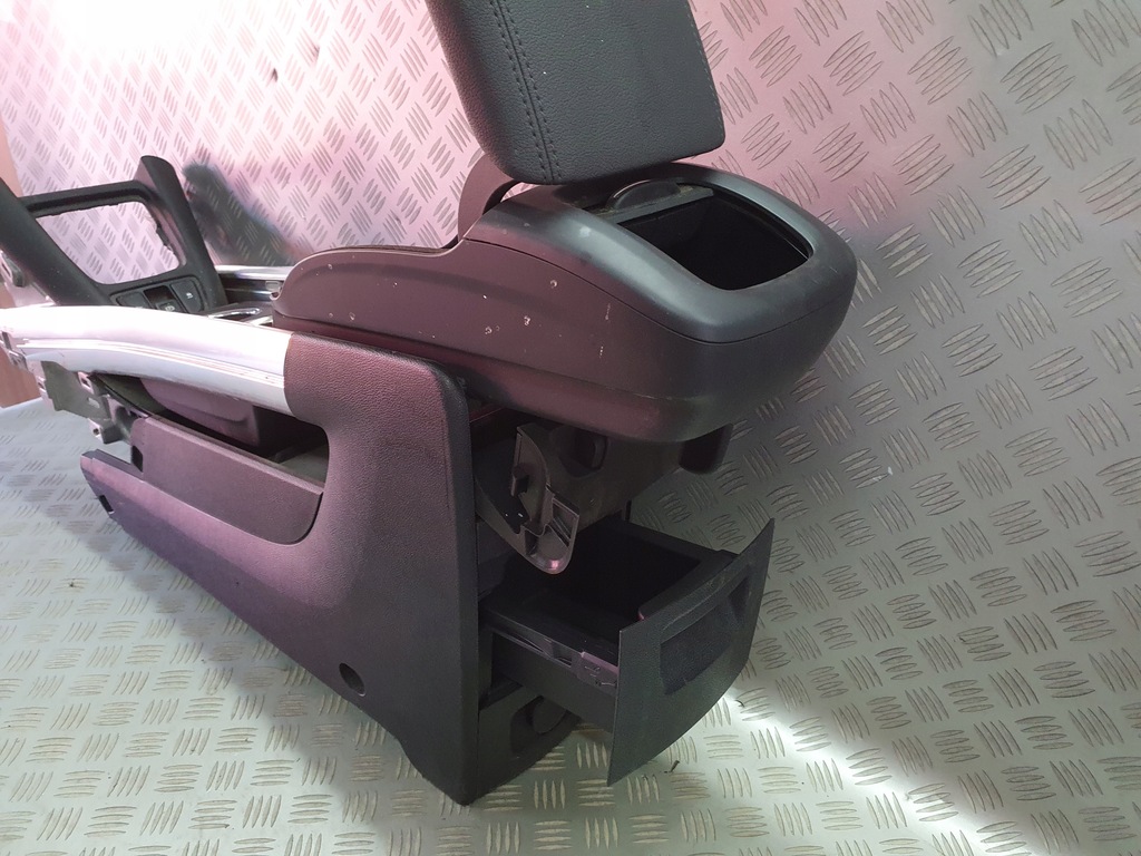 фото №10, Тунель середній кронштейн napoi підлокітник opel zafira c