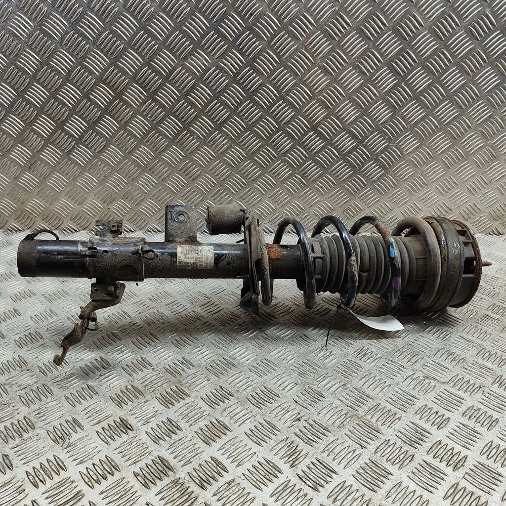 фото №1, Land rover range rover evoque l538 2012 правая сторона амортизатор задний