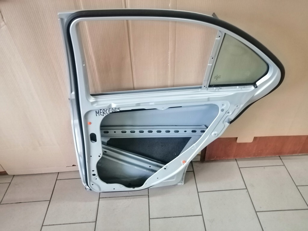 фото №8, Mercedes w212 дверь задняя правое