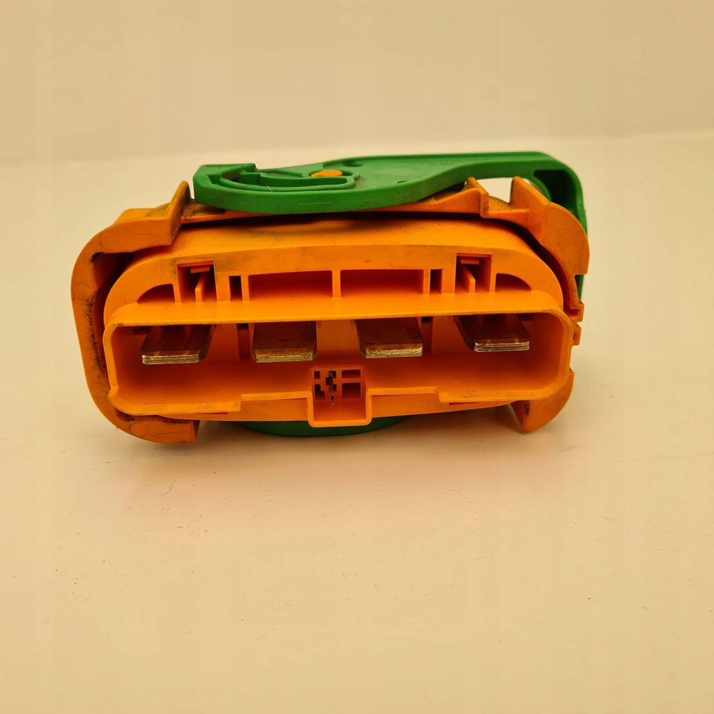 фото №4, Renault zoe предохранитель аккумулятора