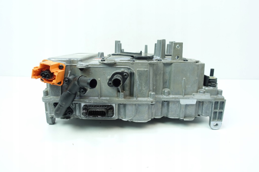 фото №3, Конвертер модуль напряжения porsche taycan 9j